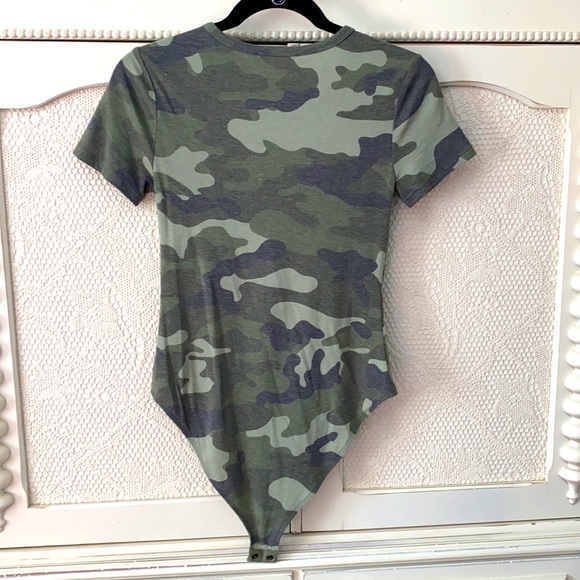 Stretchy Camo Bodysuit - Picture 2 of 2